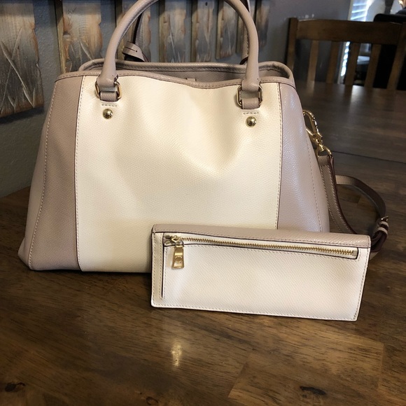 Coach purse & wallet combo FREE GIFT INCLUDED - Picture 2 of 7